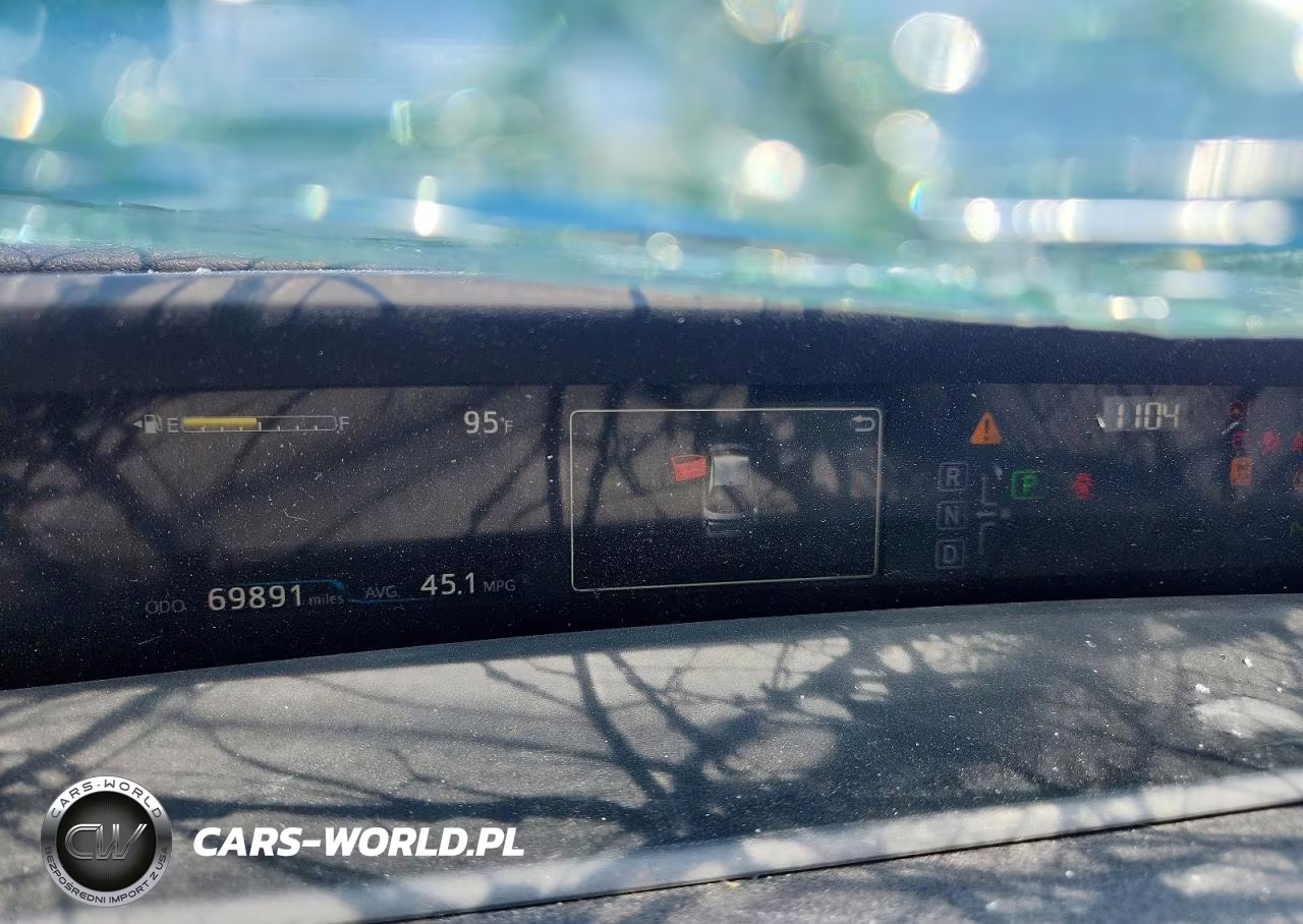 2017 Toyota Prius Four Touring VIN:JTDKARFU4H3541454 - 9