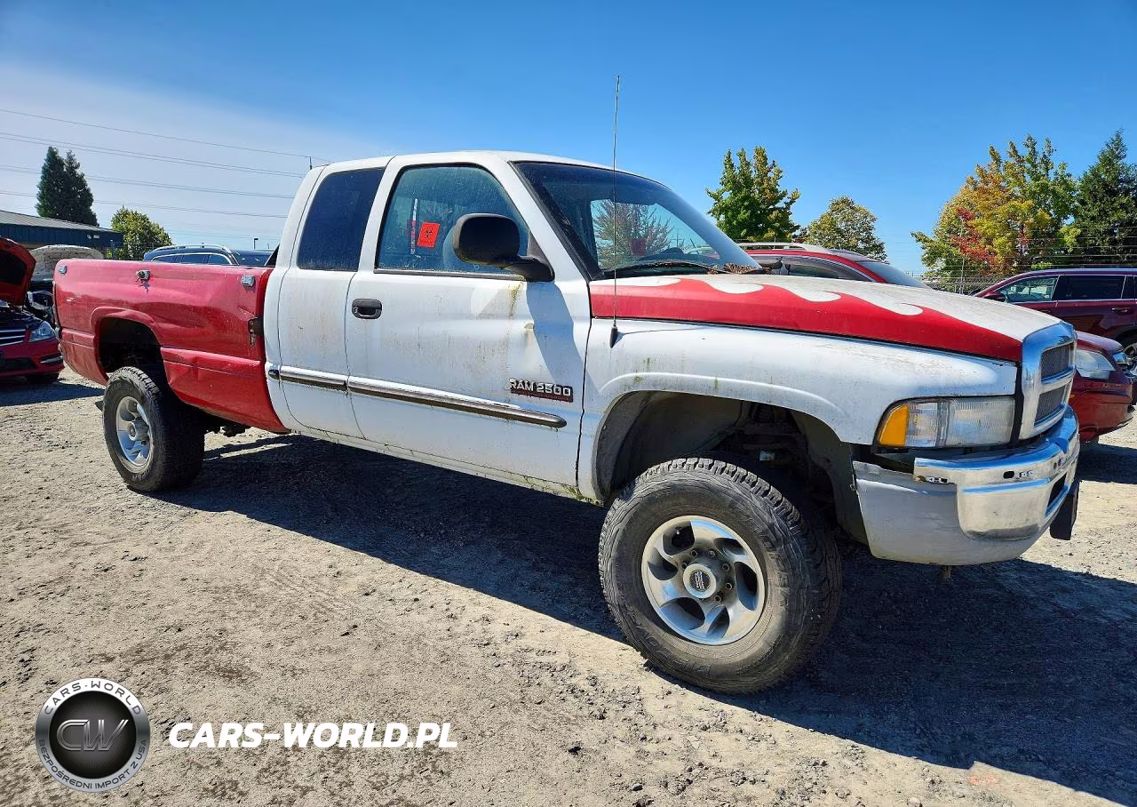 1999 Dodge Ram 2500 VIN:1B7KF2365XJ647310 - 4
