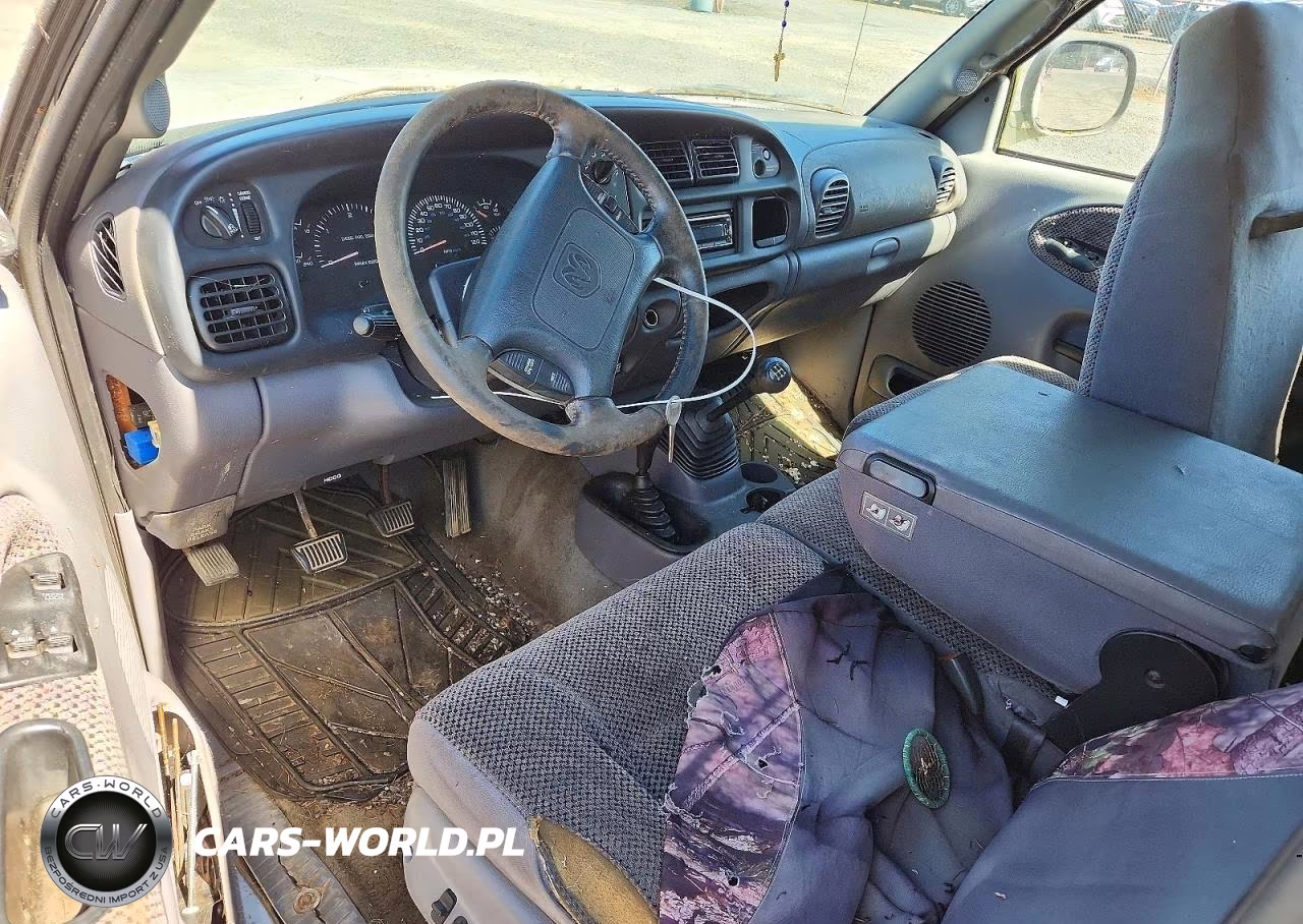 1999 Dodge Ram 2500 VIN:1B7KF2365XJ647310 - 8