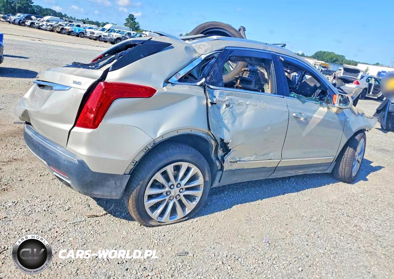 2017 Cadillac Xt5 Platinum VIN:1GYKNFRS6HZ111543 - 3