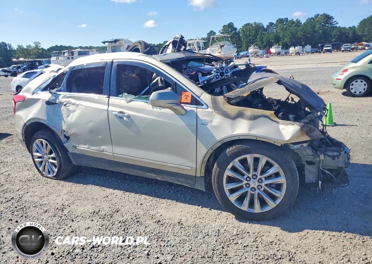 2017 Cadillac Xt5 Platinum VIN:1GYKNFRS6HZ111543 - 4