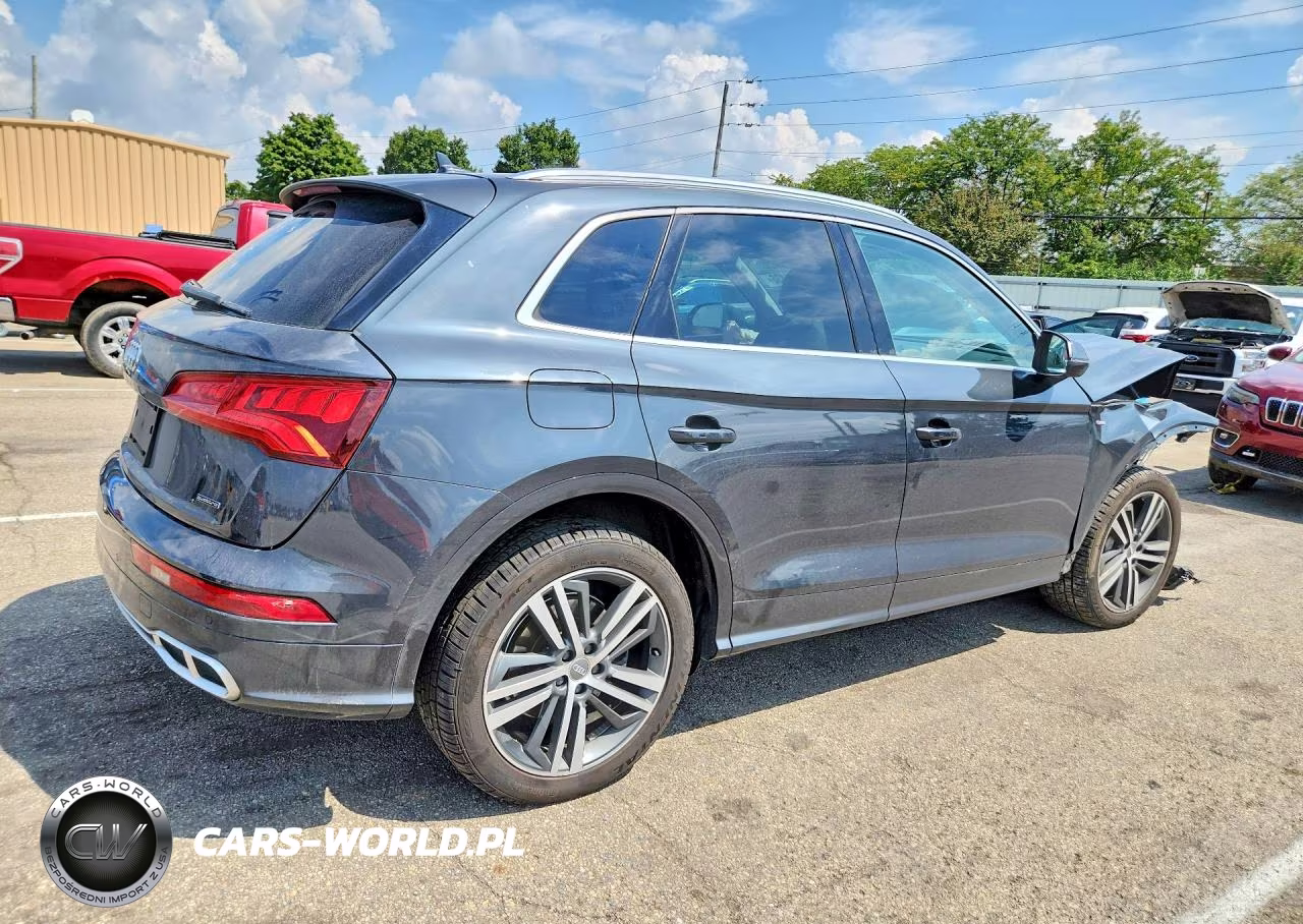 2020 Audi Q5 E Premium Plus VIN:WA1E2AFY6L2053582 - 3