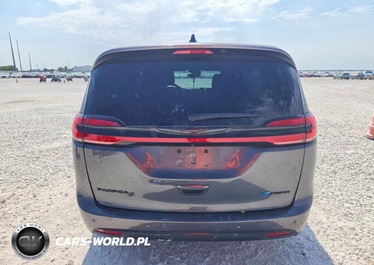 2023 Chrysler Pacifica Hybrid Touring L VIN:2C4RC1L73PR506452 - 6