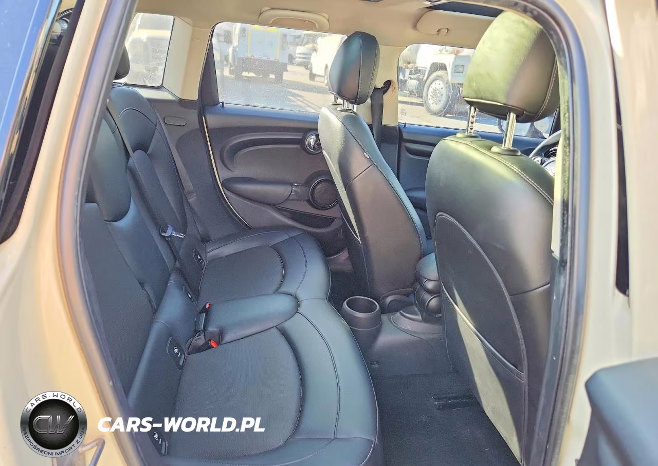2015 Mini Cooper VIN:WMWXS5C51FT828446 - 10