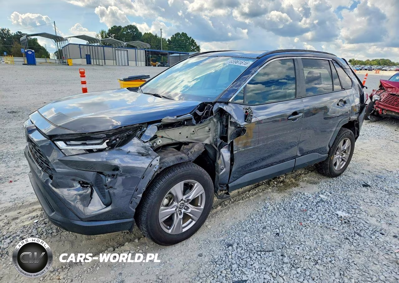 2022 Toyota Rav4 Xle – zdjęcie 1 z 13