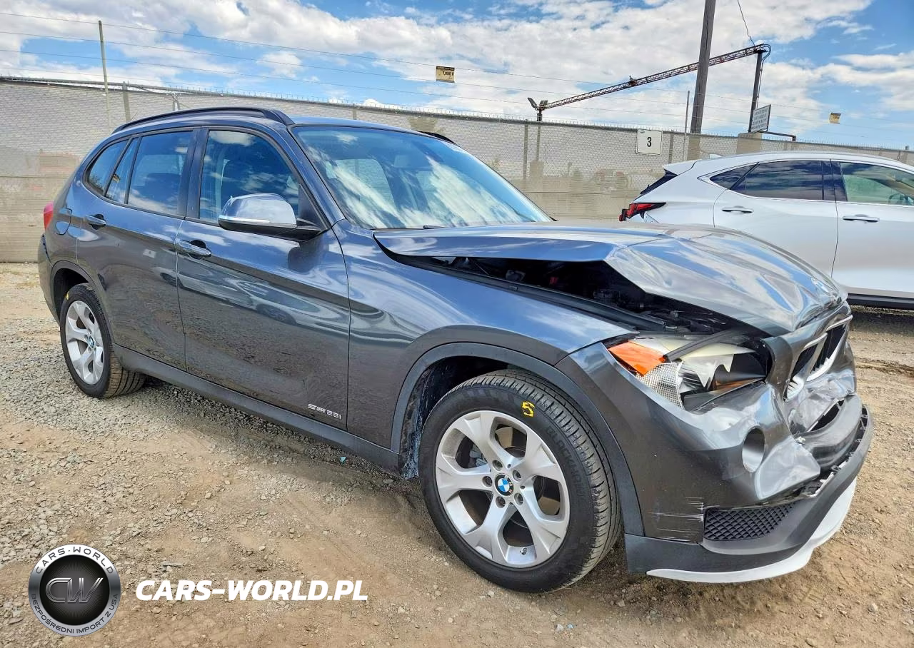 2015 BMW X1 Sdrive28I VIN:WBAVM1C57FV315376 - 4