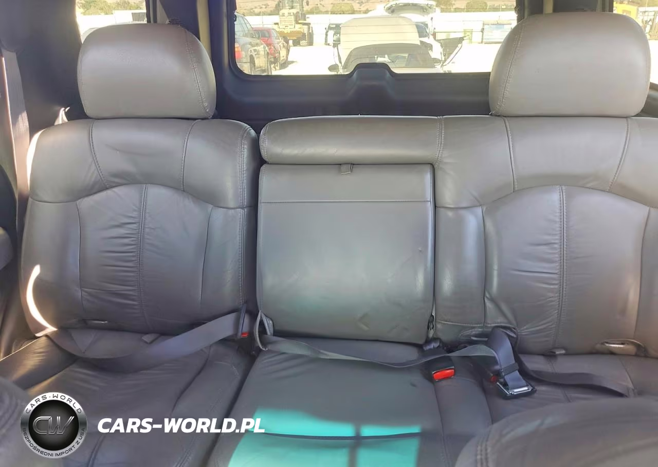 2002 Chevrolet Tahoe K1500 VIN:1GNEK13T42R285030 - 10