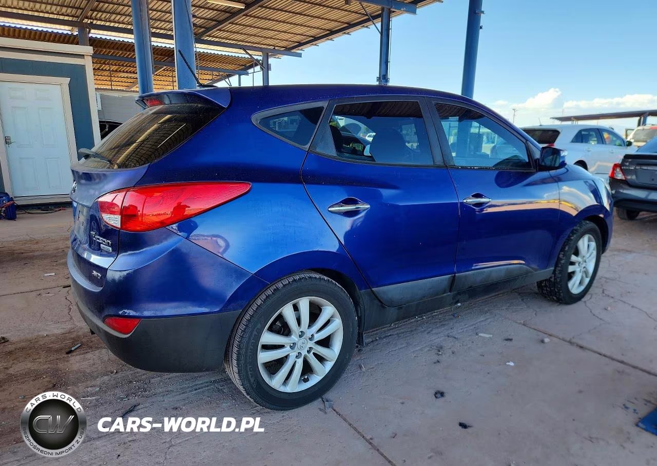 2012 Hyundai Tucson Limited VIN:KM8JUCACXCU404838 - 3