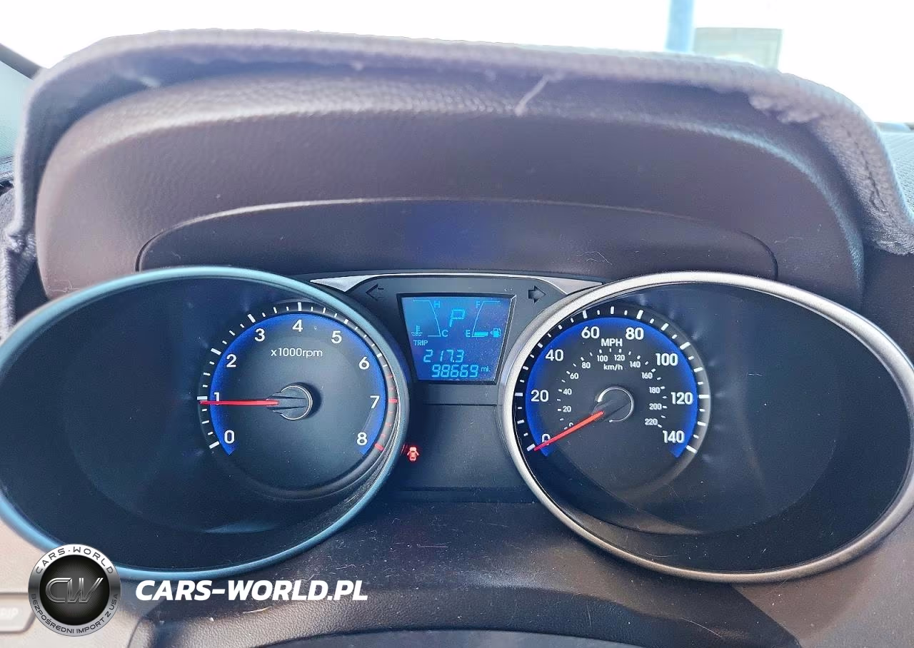 2012 Hyundai Tucson Limited VIN:KM8JUCACXCU404838 - 9