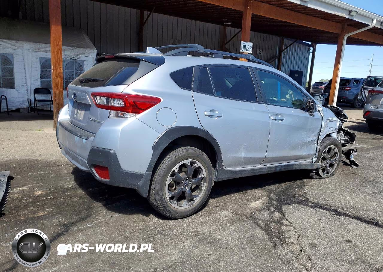 2021 Subaru Crosstrek Premium VIN:JF2GTAPC6M8375413 - 3