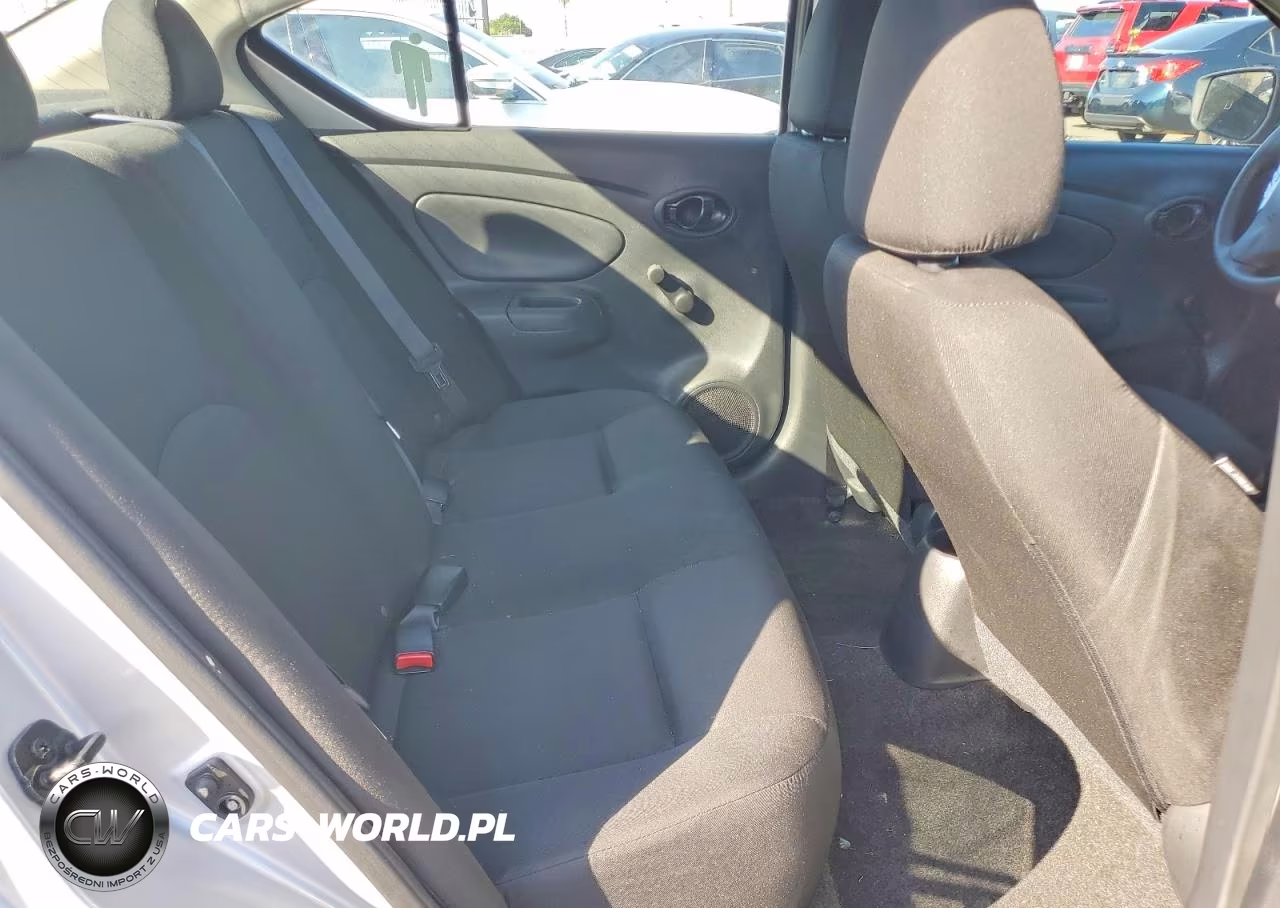 2019 Nissan Versa S Plus VIN:3N1CN7AP0KL830666 - 10