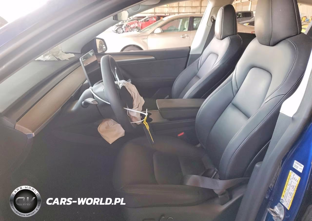 2023 Tesla Model Y VIN:7SAYGDEE9PA204141 - 7