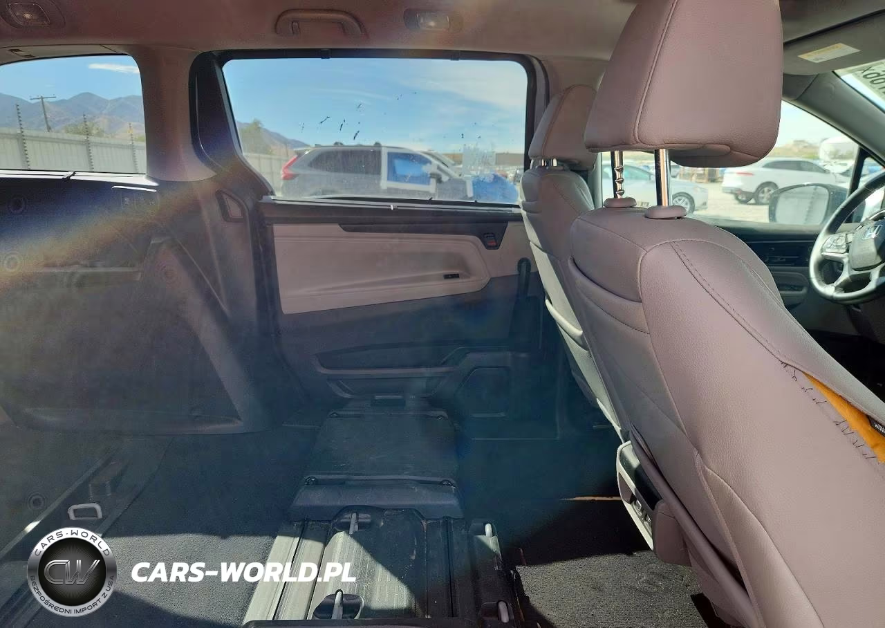 2019 Honda Odyssey Elite VIN:5FNRL6H90KB083874 - 10
