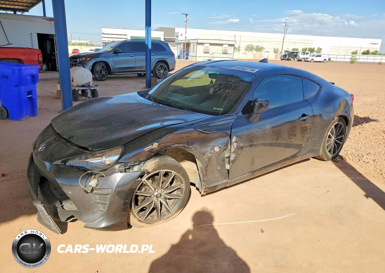 2017 Toyota 86 Base – zdjęcie 1 z 12