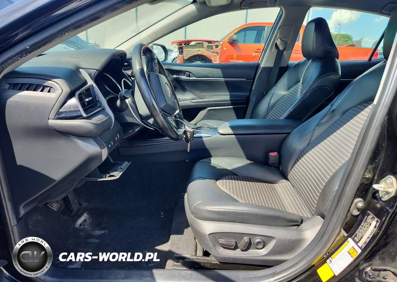 2020 Toyota Camry Se VIN:4T1G11AK2LU331561 - 7