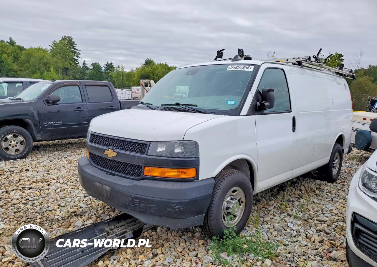2020 Chevrolet Express G2500