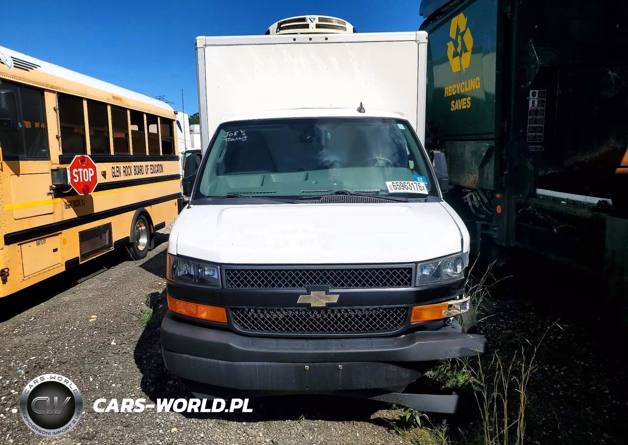 2021 Chevrolet Express G3500 VIN:1GB0GRFP4M1171892 - 5