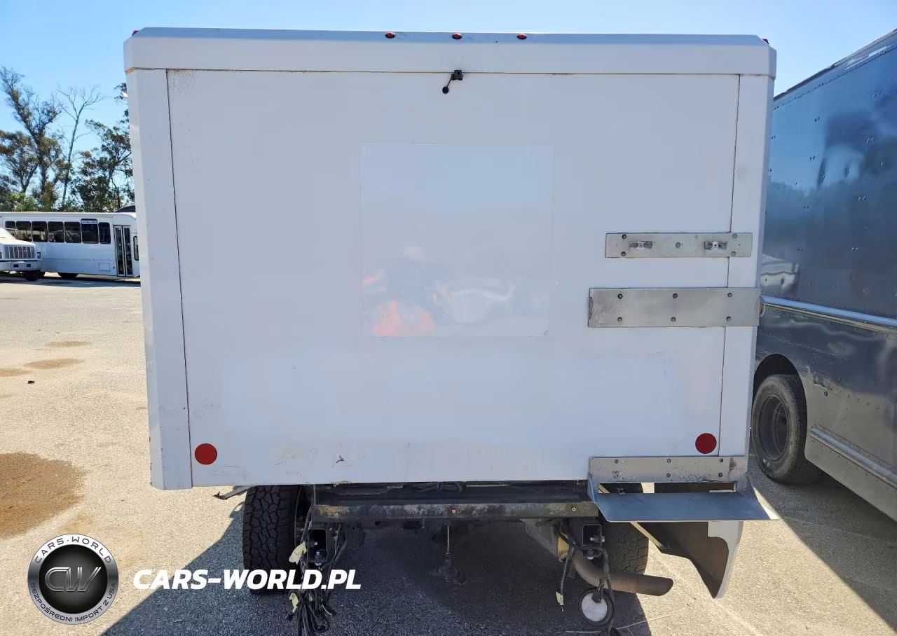 2022 Ram 1500 Classic Tradesman VIN:3C6JR6DGXNG429368 - 6