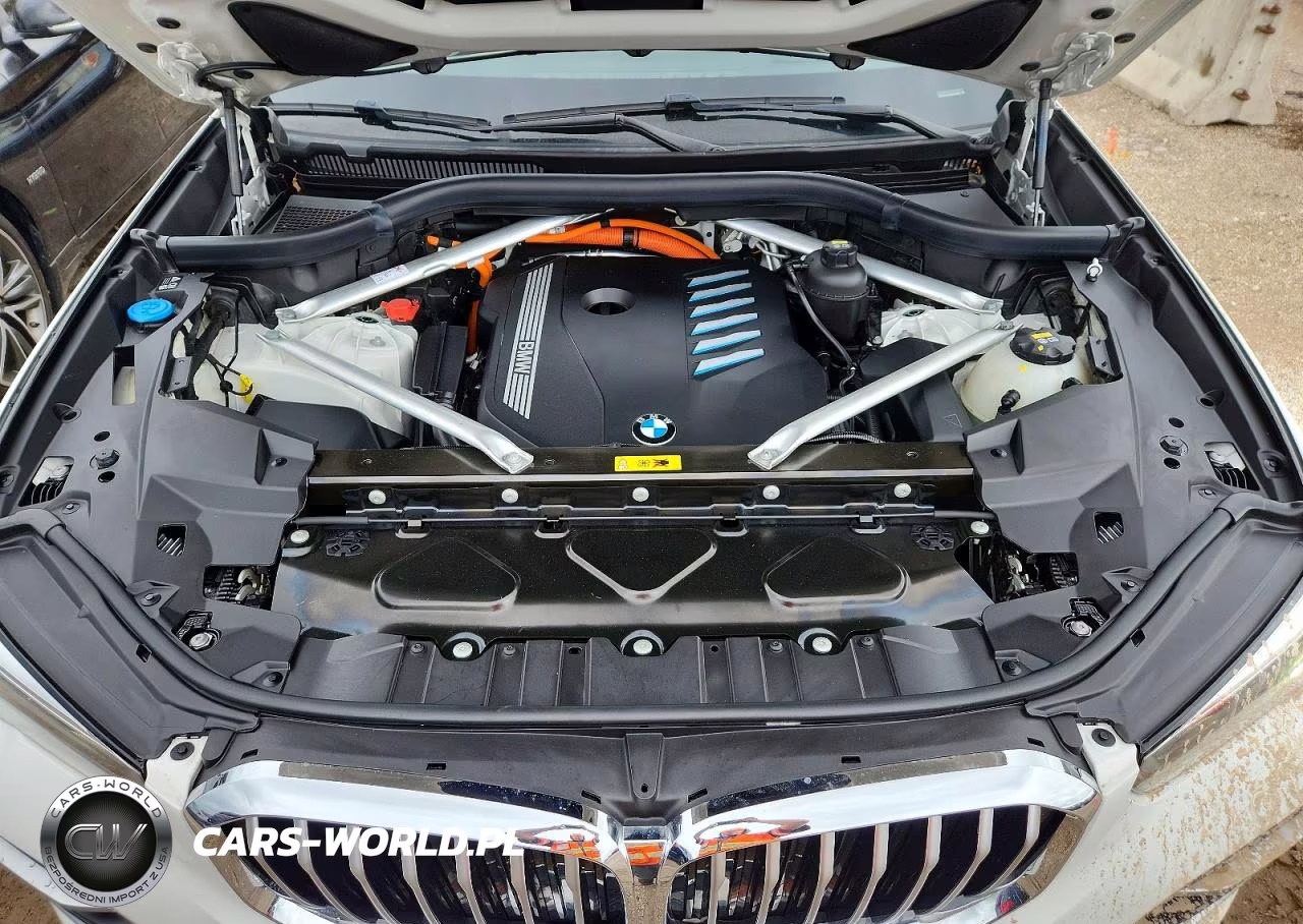 2021 BMW X5 xDrive45E VIN:5UXTA6C02M9E25456 - 11