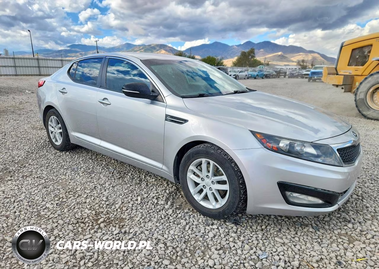 2013 Kia Optima Lx VIN:KNAGM4A72D5413498 - 4