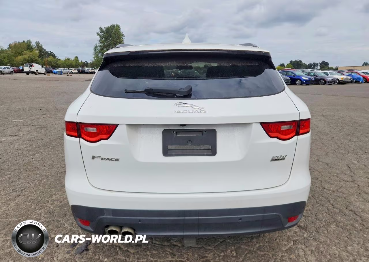 2018 Jaguar F-Pace R - Sport VIN:SADCL2FN0JA251698 - 6