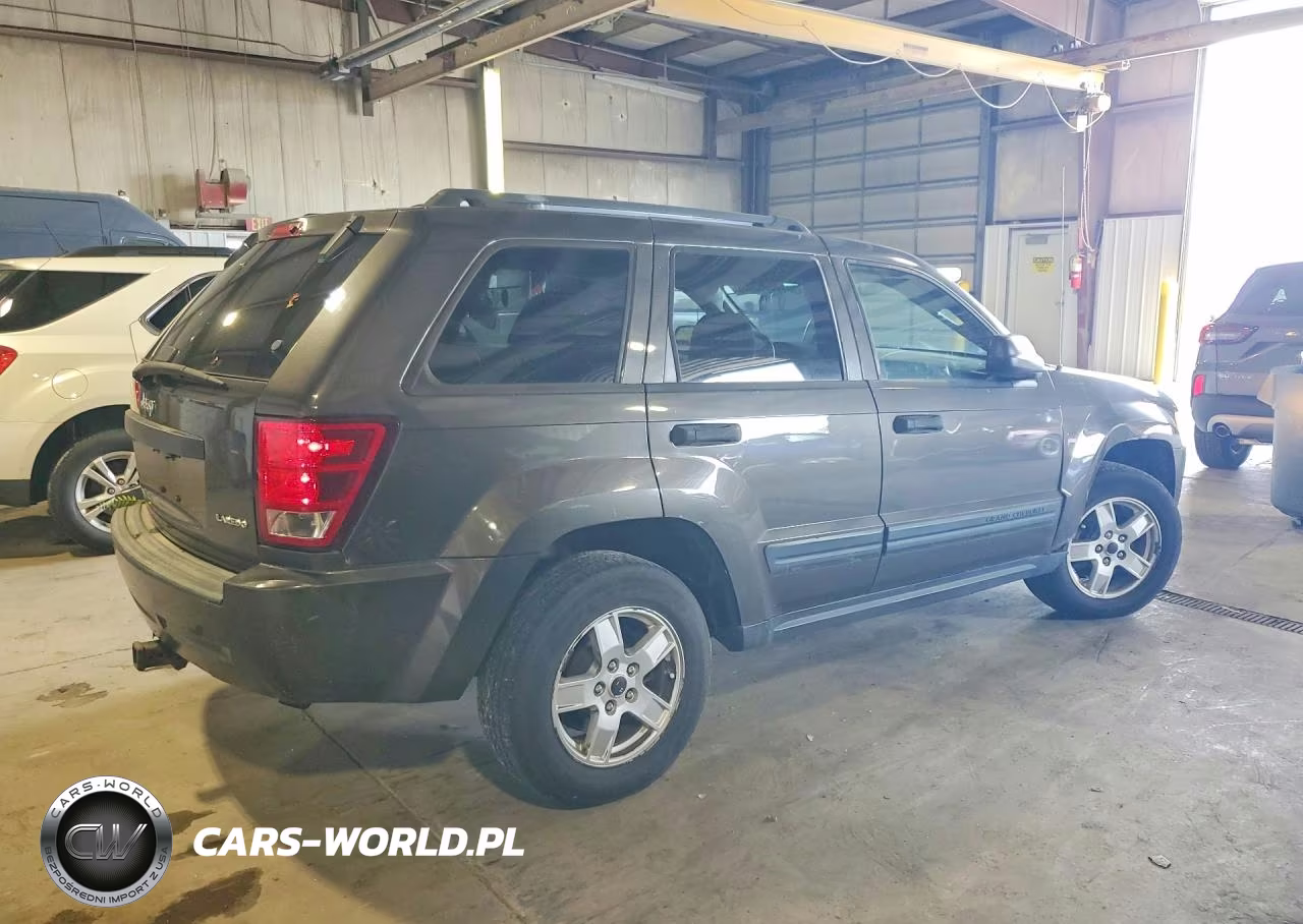 2005 Jeep Grand Cherokee Laredo VIN:1J4HR48N95C626243 - 3