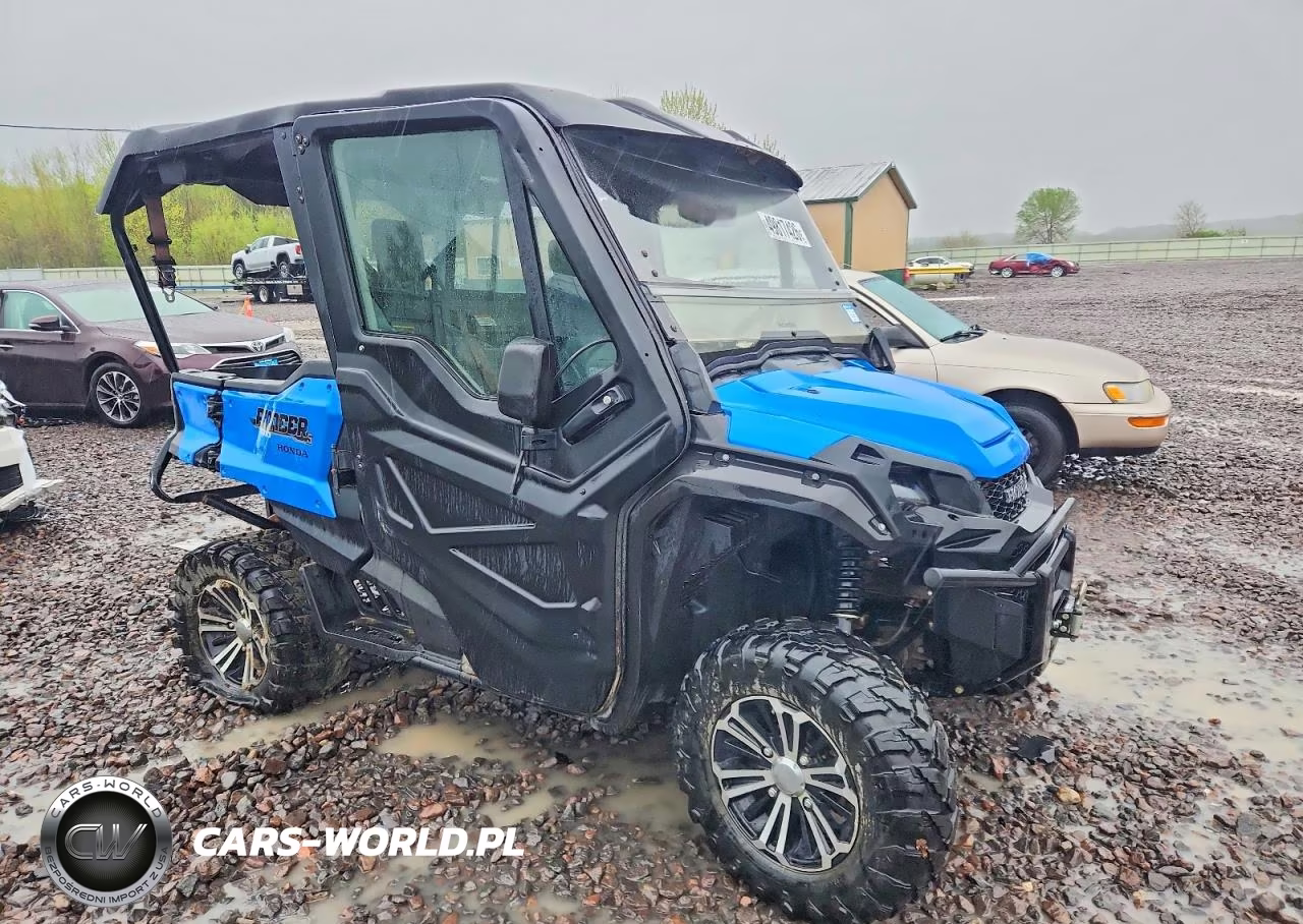 2017 Honda Pioneer 1000 Utility Vehicle