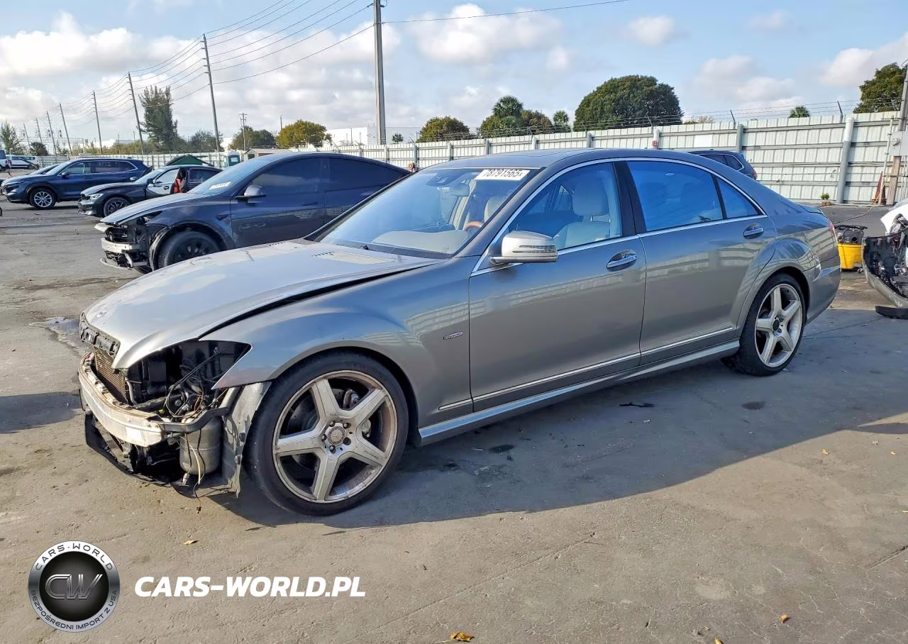 2012 Mercedes-Benz S 550