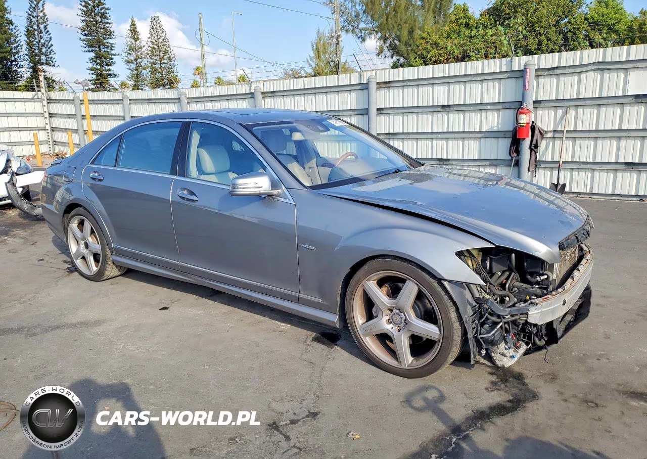 2012 Mercedes-Benz S 550 VIN:WDDNG7DB0CA436213 - 4