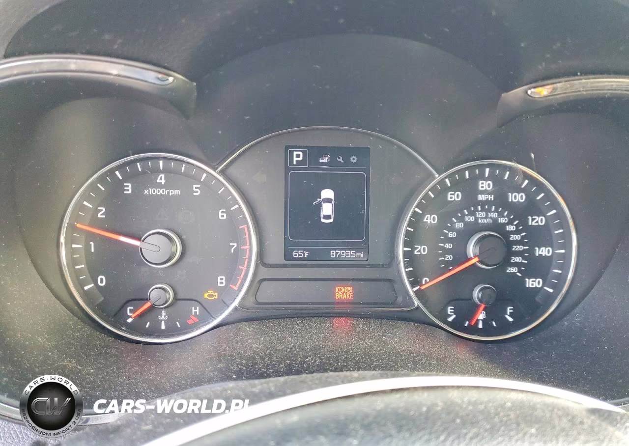 2018 Kia Forte Lx VIN:3KPFK4A78JE268956 - 9