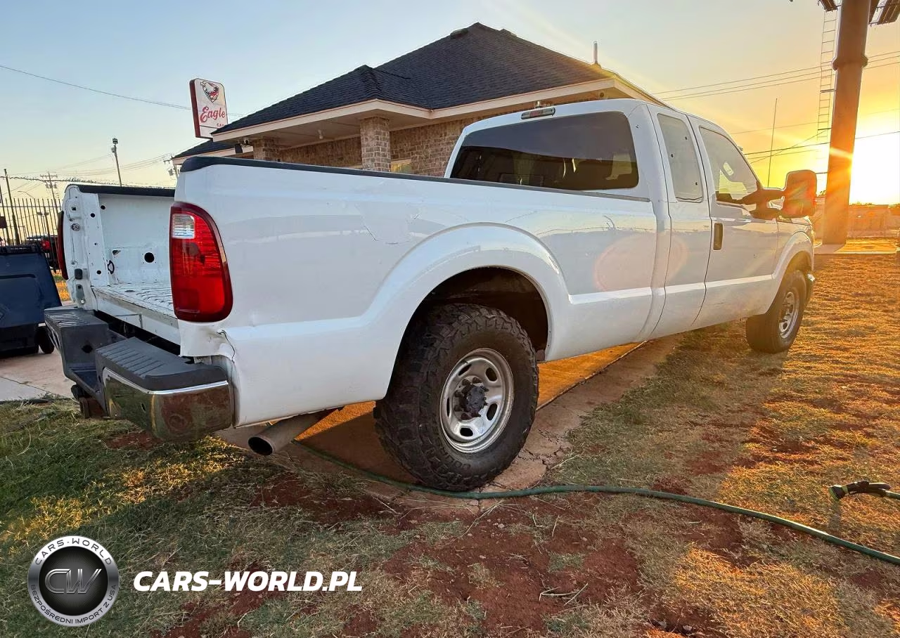 2015 Ford F350 Super Duty VIN:1FT7X3A62FEB82620 - 4