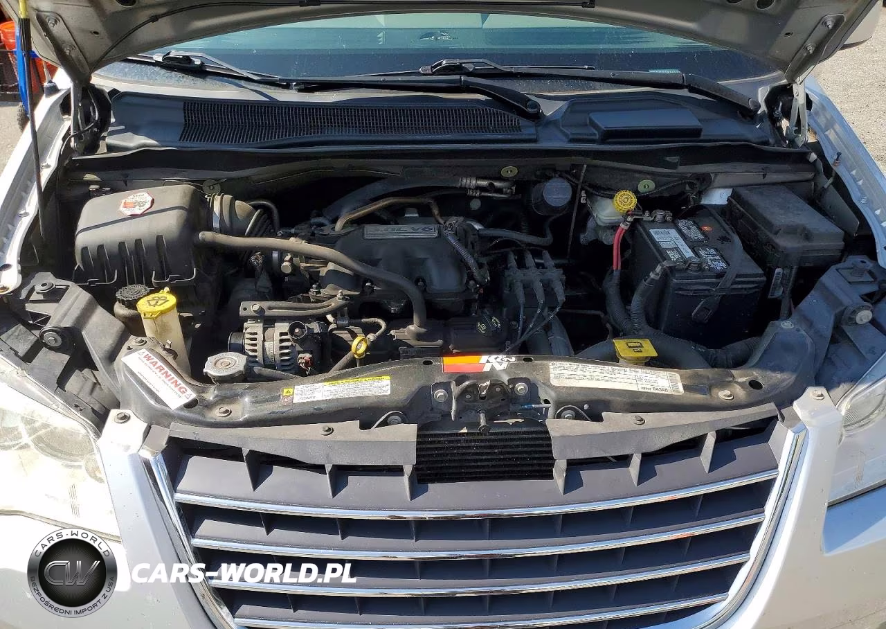 2010 Chrysler Town & Country Touring VIN:2A4RR5D10AR413213 - 12