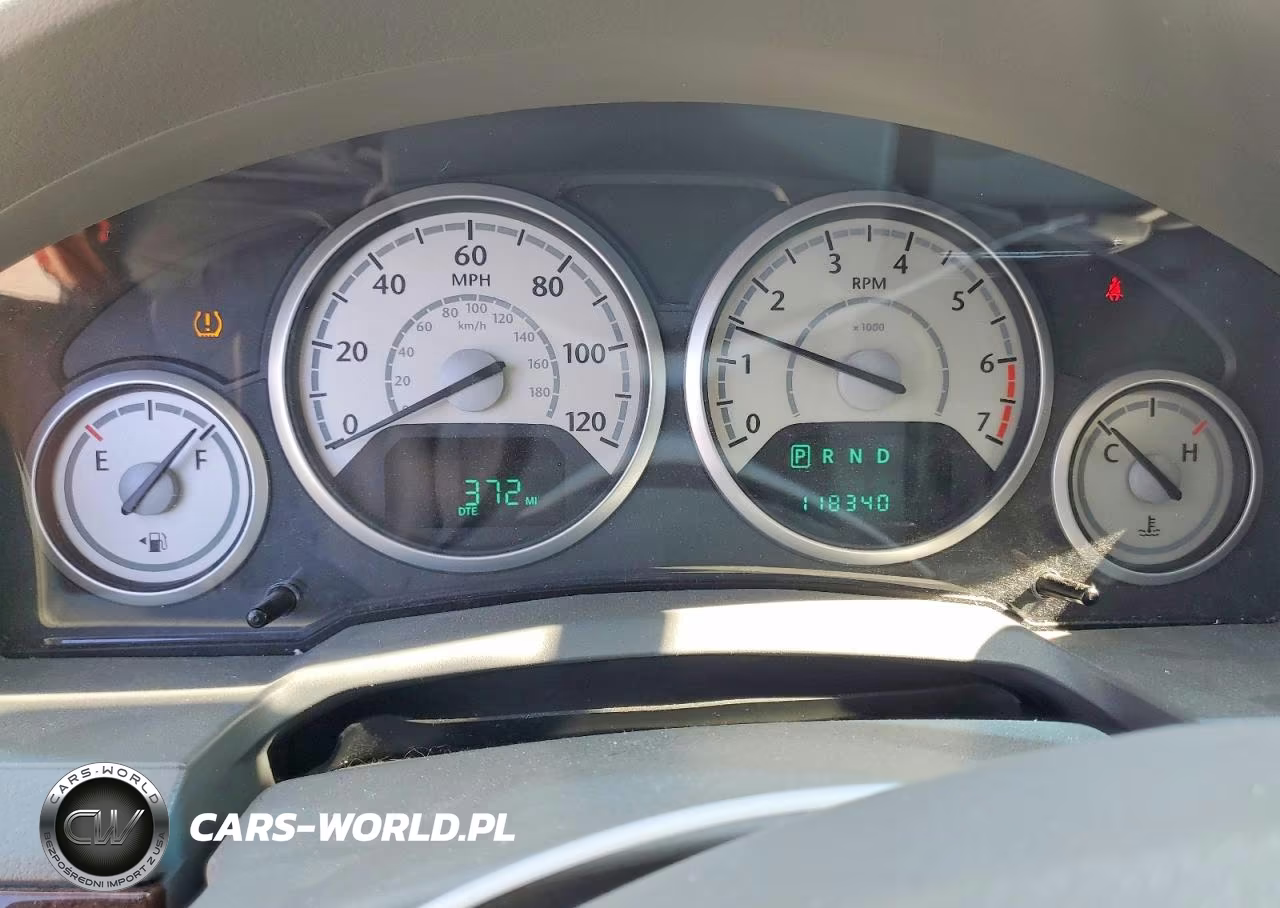2010 Chrysler Town & Country Touring VIN:2A4RR5D10AR413213 - 9