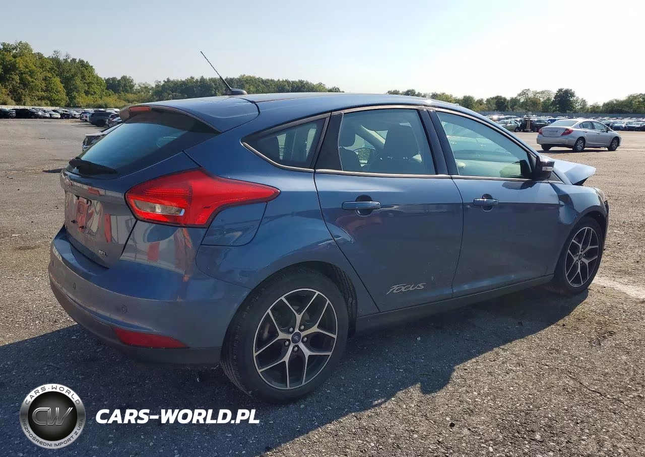 2018 Ford Focus Sel VIN:1FADP3M26JL226169 - 3