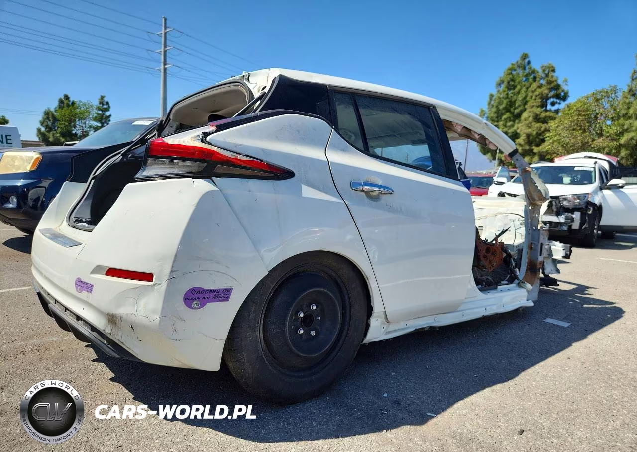2019 Nissan Leaf S Plus VIN:1N4BZ1CP6KC312179 - 3