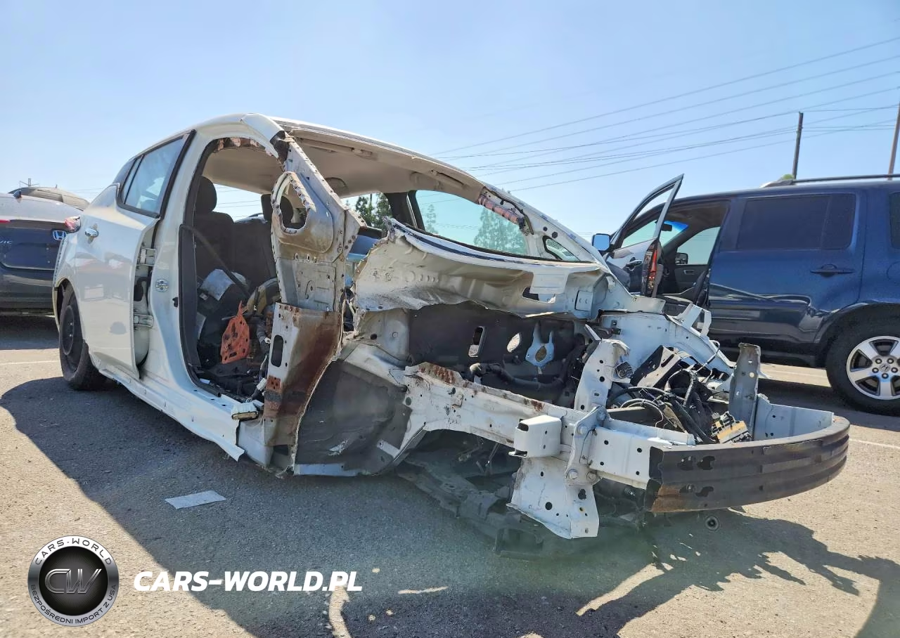2019 Nissan Leaf S Plus VIN:1N4BZ1CP6KC312179 - 4
