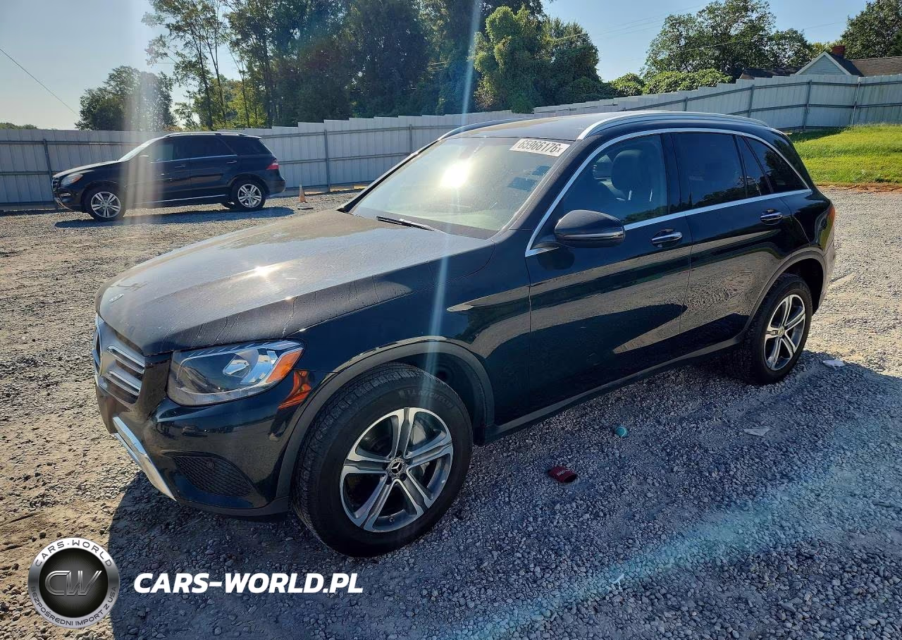 2018 Mercedes-Benz Glc 300 4Matic – zdjęcie 1 z 13