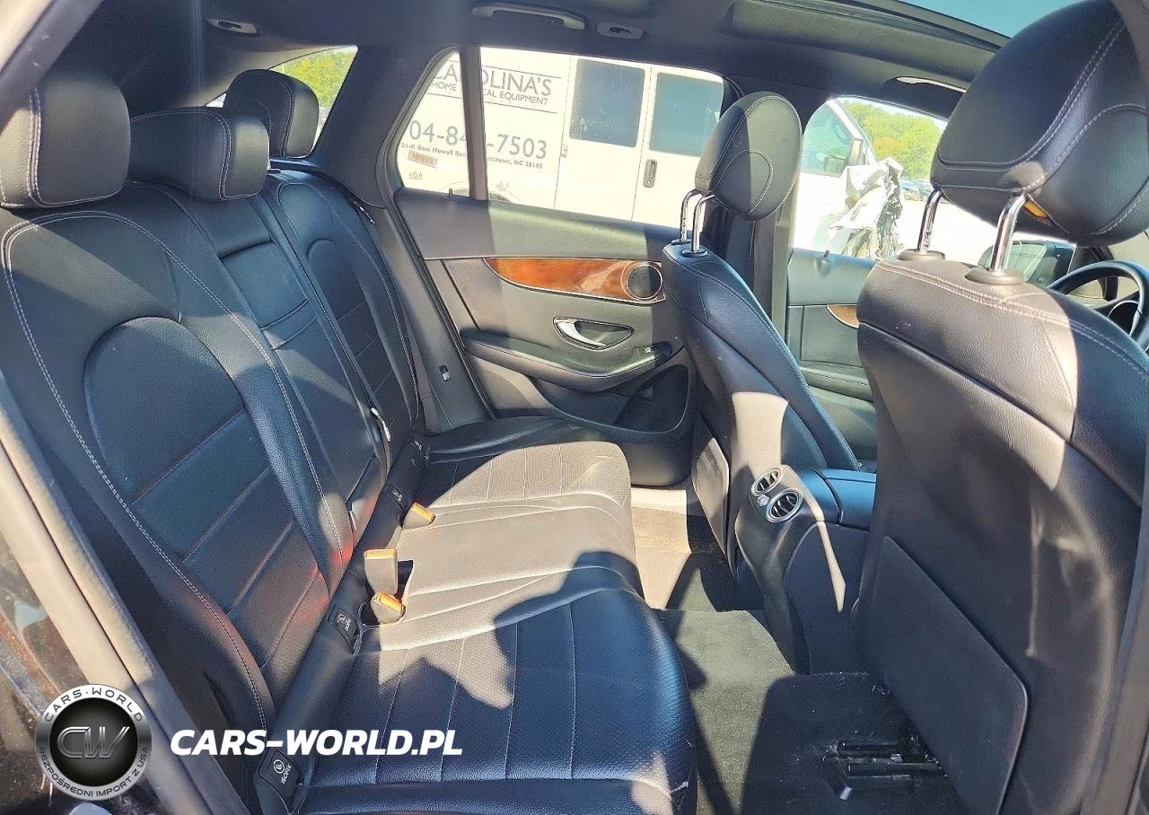 2018 Mercedes-Benz Glc 300 4Matic VIN:WDC0G4KB4JV076031 - 11