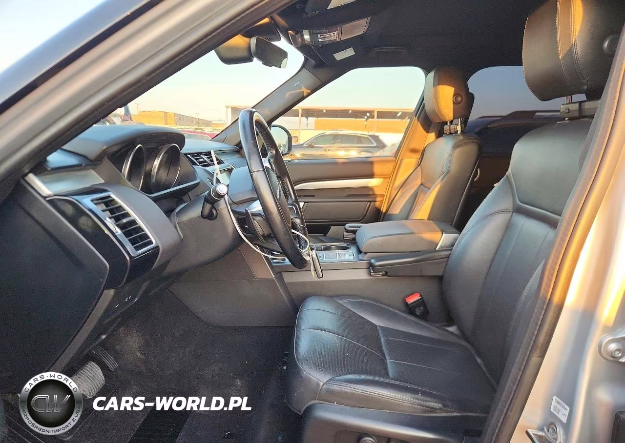 2020 Land Rover Discovery Landmark VIN:SALRU2RV3L2421024 - 7