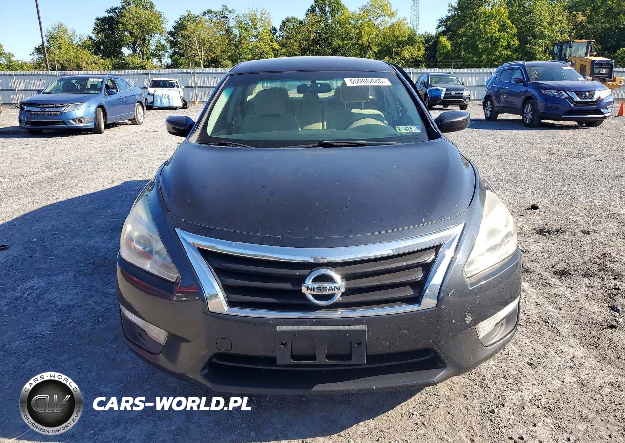 2015 Nissan Altima 2.5 S VIN:1N4AL3AP8FC464272 - 5