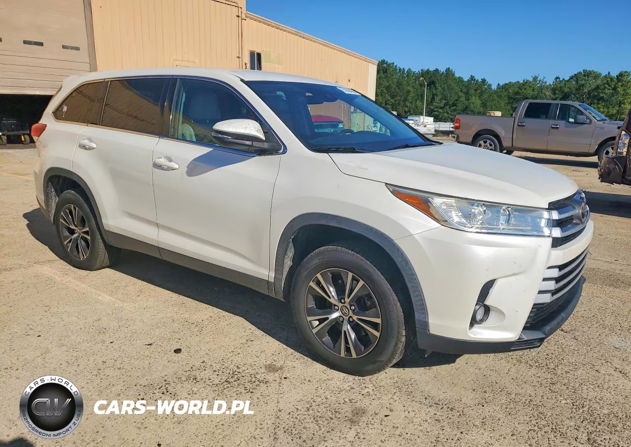2019 Toyota Hilandr Le VIN:5TDZZRFH7KS325324 - 4
