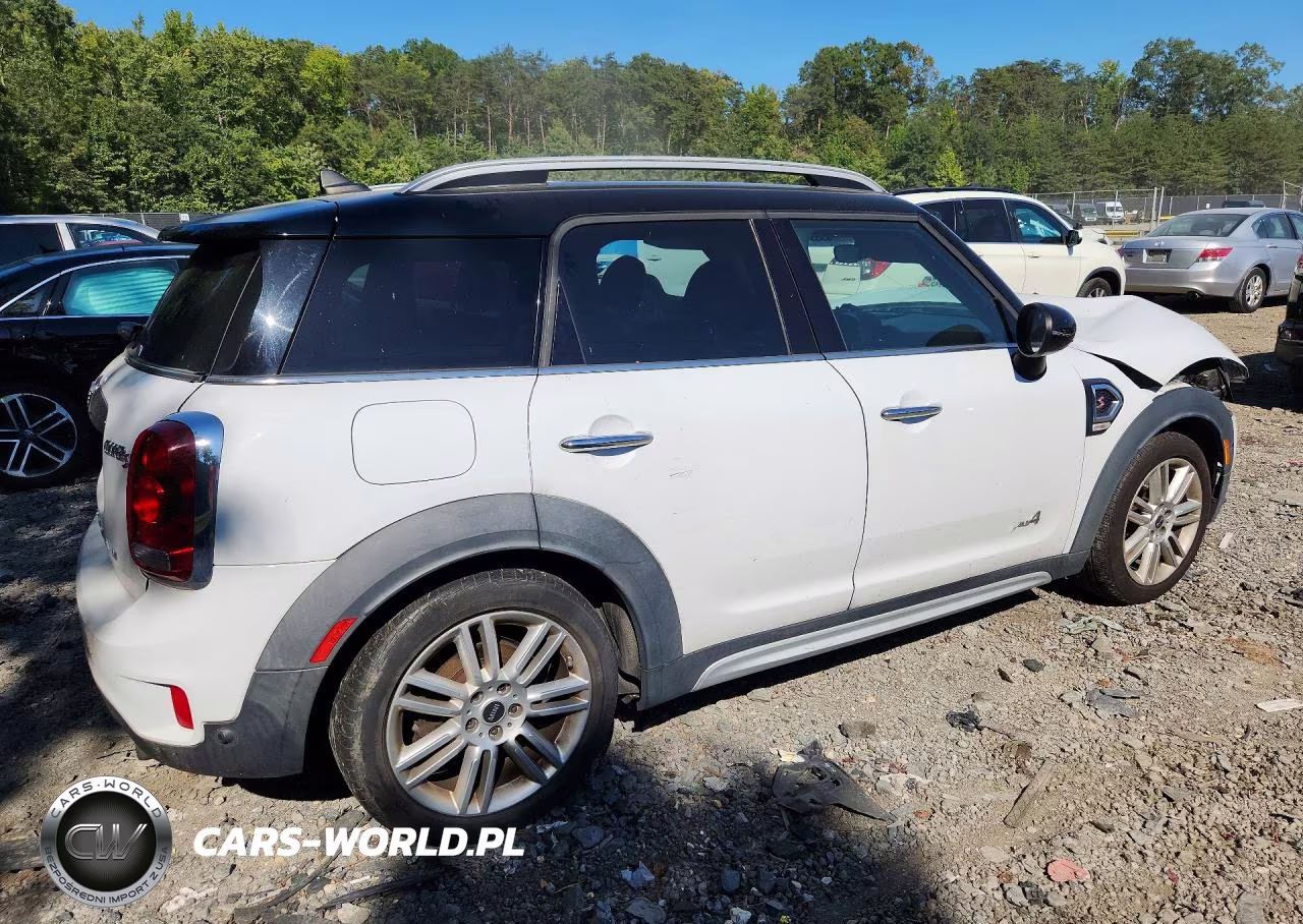 2018 Mini Cooper S Countryman All4 VIN:WMZYT5C3XJ3D81923 - 3