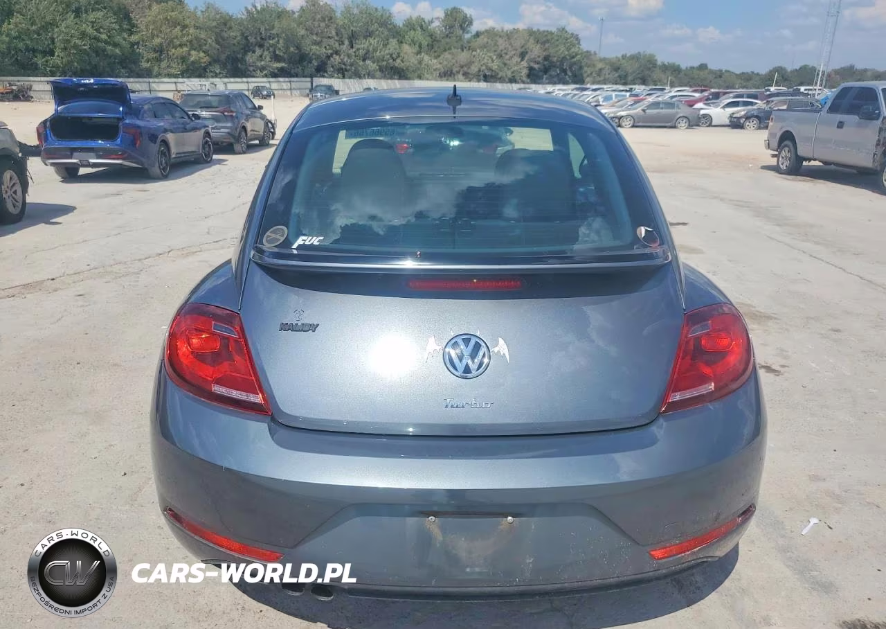 2018 Volkswagen Beetle S VIN:3VWFD7AT7JM717328 - 6