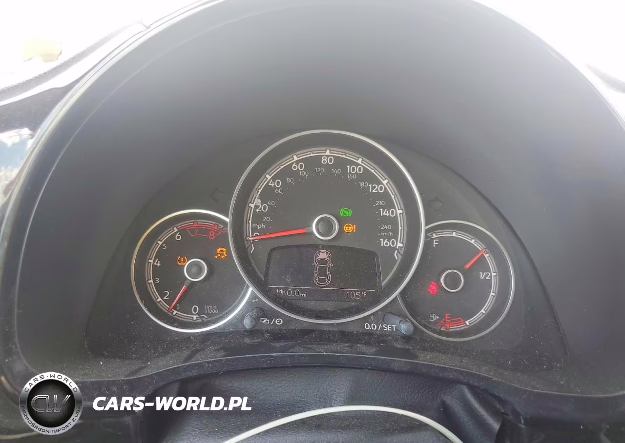 2018 Volkswagen Beetle S VIN:3VWFD7AT7JM717328 - 9