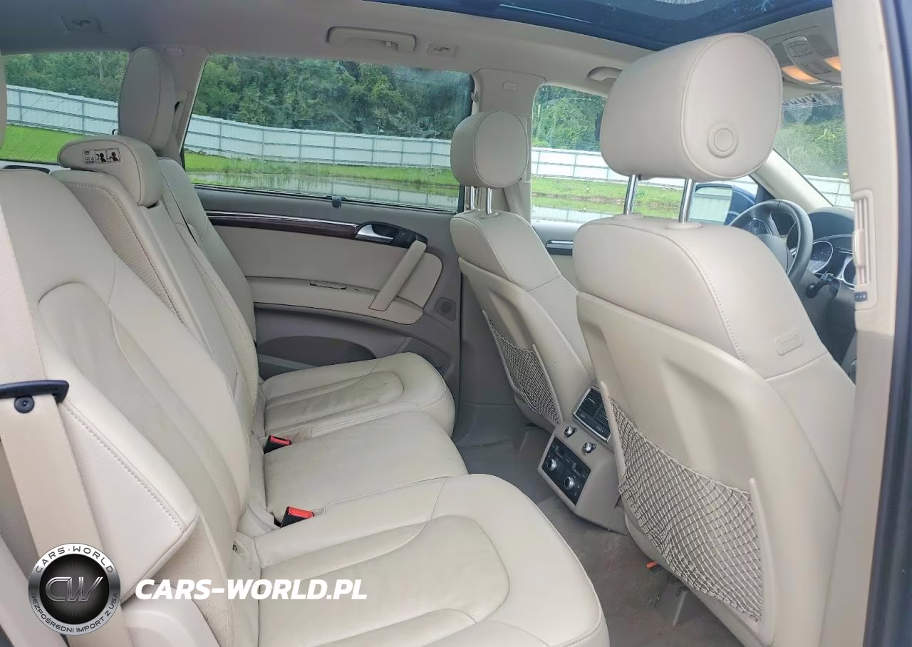 2012 Audi Q7 Premium Plus VIN:WA1LGAFEXCD007370 - 11