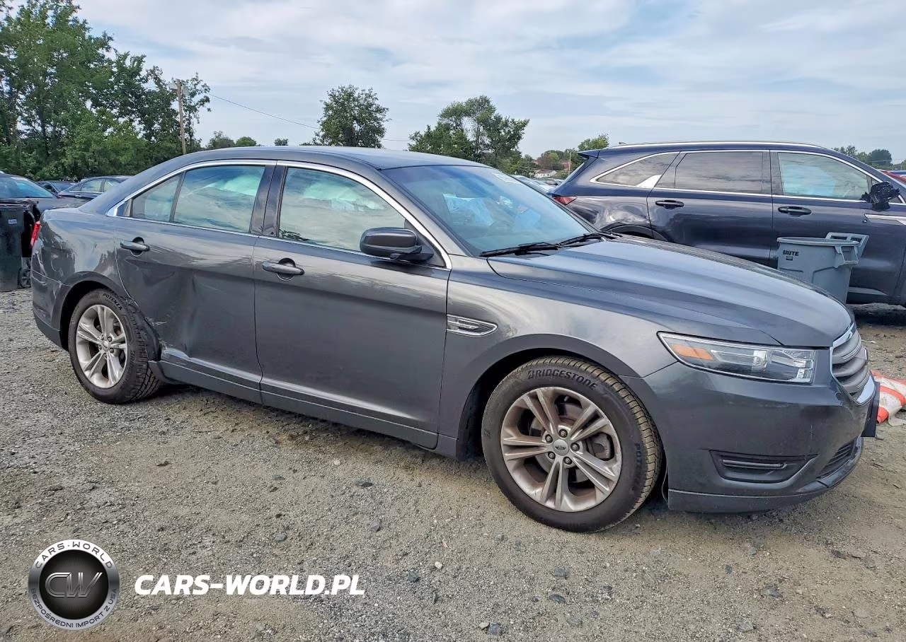 2017 Ford Taurus Sel VIN:1FAHP2H82HG138197 - 4