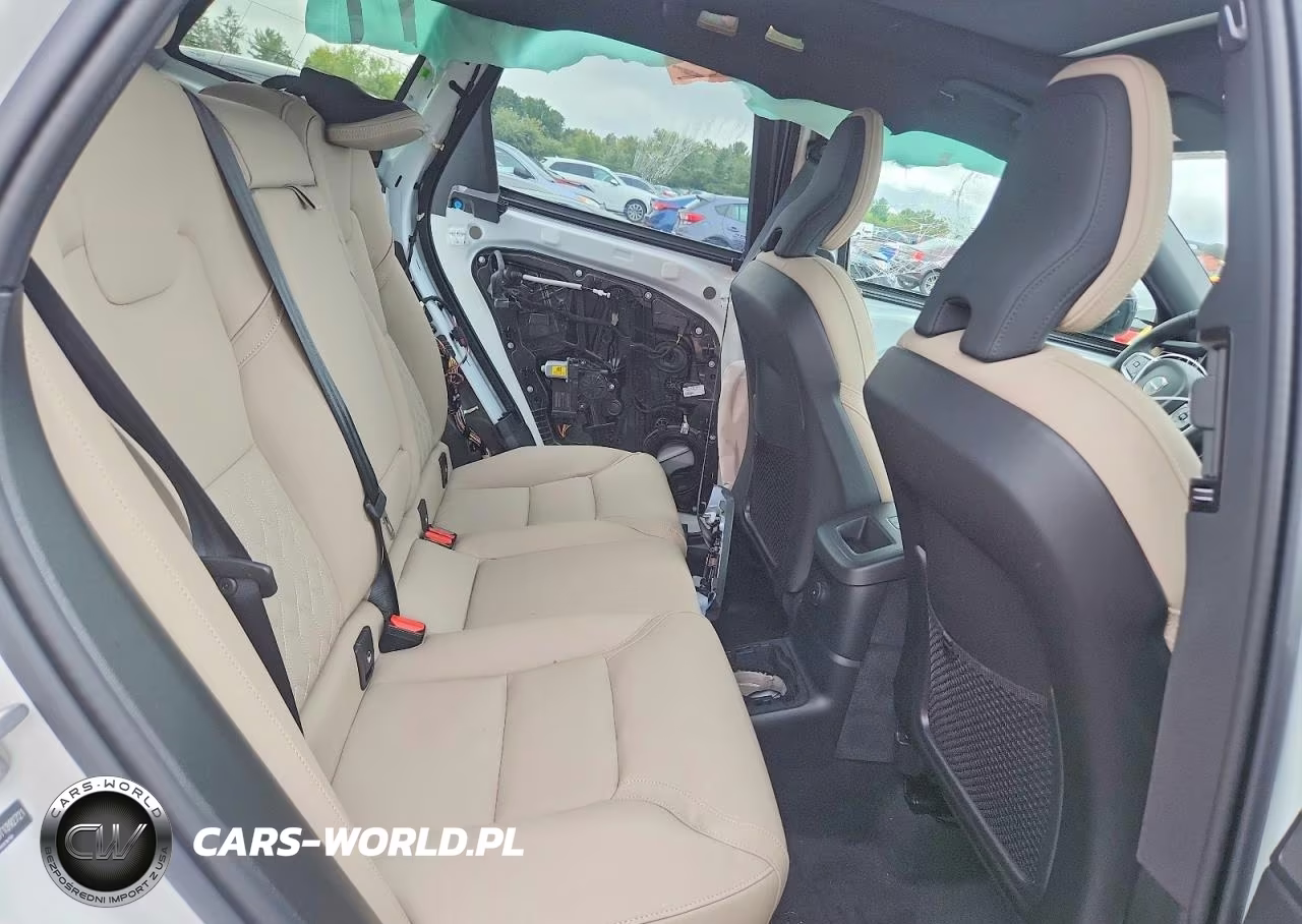 2026 Volvo Xc60 Plus VIN:YV4H60RC6T1392721 - 10