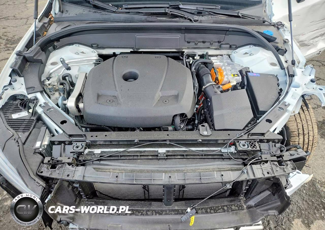 2026 Volvo Xc60 Plus VIN:YV4H60RC6T1392721 - 11