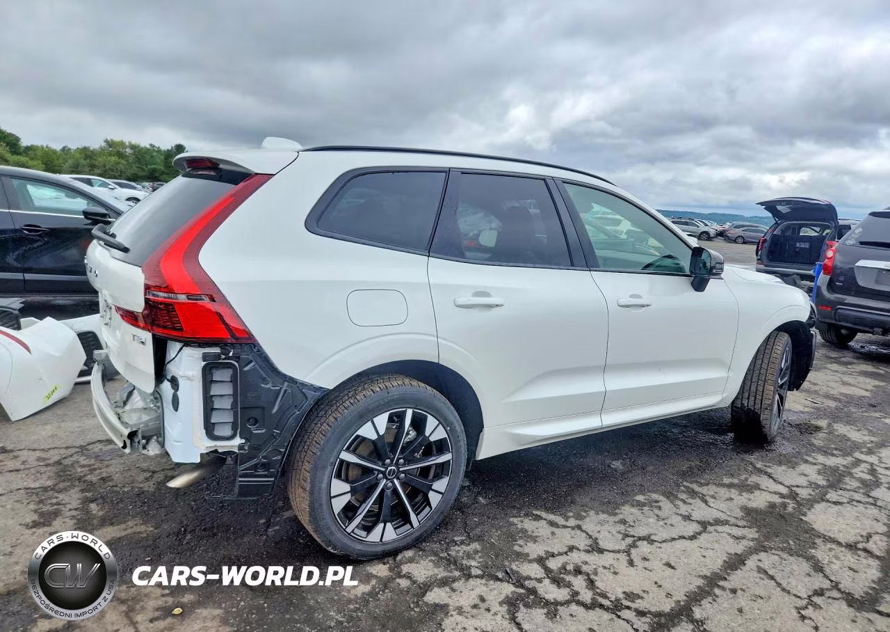 2026 Volvo Xc60 Plus VIN:YV4H60RC6T1392721 - 3