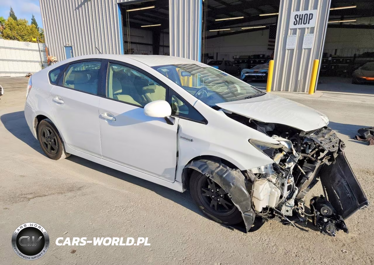 2013 Toyota Prius V Five VIN:JTDKN3DU4D5539853 - 4